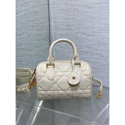 Dior Groove 20 Bag in Dusty Ivory Macrocannage Calfskin