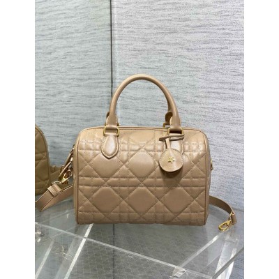 Dior Groove 25 Bag in Biscuit Macrocannage Calfskin