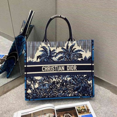 Dior Large Book Tote Bag In Blue Dior Palms Embroidery