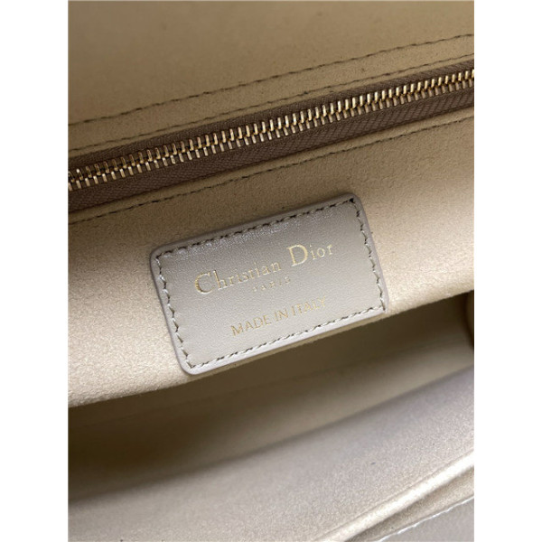 Dior Medium Lady Dior Bag M0565 Beige Lambskin