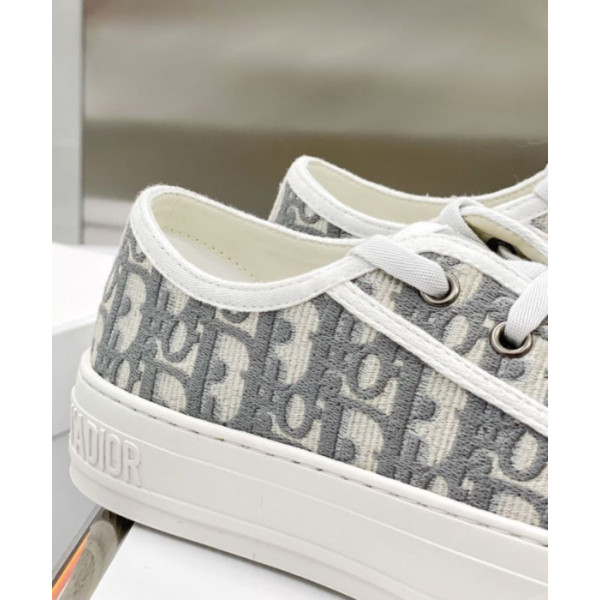 Dior Women's WalknDior Sneaker Gray