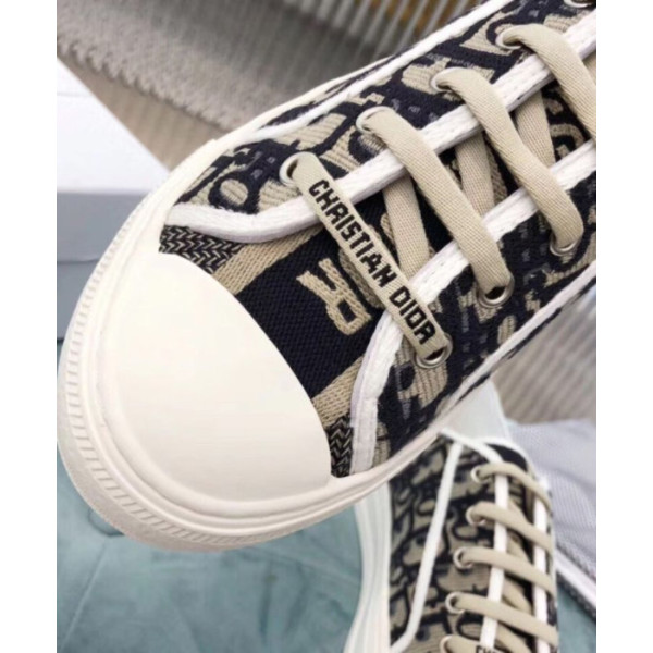 Dior Women's Walk N Dior Sneaker