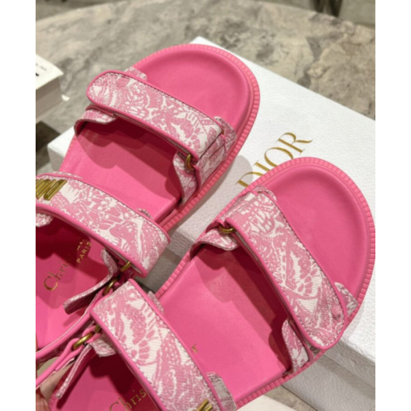 Dior Women's Dioract Sandal Pink