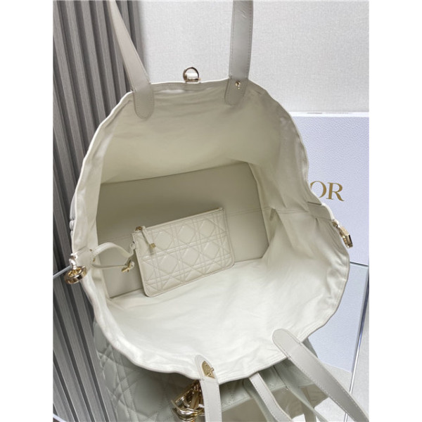 Dior Large Dior Toujours Bag M2820 White