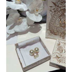 Dior Women's Dior Tribales Earrings White