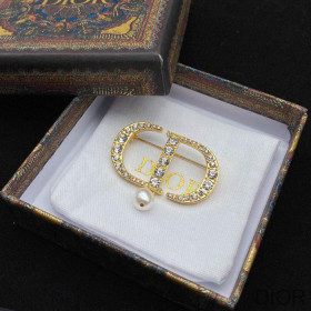 Dior 30 Montaigne Brooch Metal, Silver Crystals and White Resin Pearls Gold