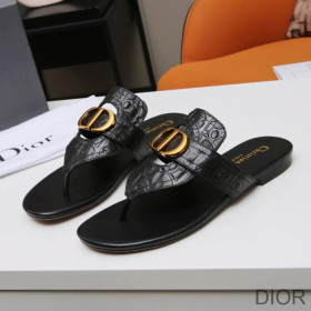 Dior 30 Montaigne Thong Slides Women Oblique Embossed Calfskin Black