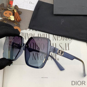 Dior D2122 Square Sunglasses In Blue