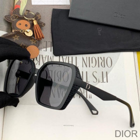 Dior D7732 Square Sunglasses In Black