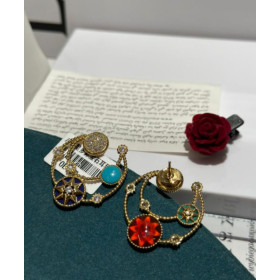 Dior Women's Rose Des Vents Earrings Golden