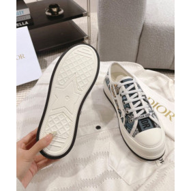 Dior Women's WalknDior Platform Sneaker Dark Blue